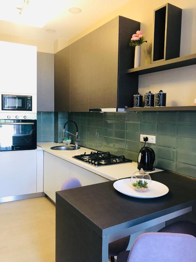 Apartamento Wellconect Kutaisi Exterior foto