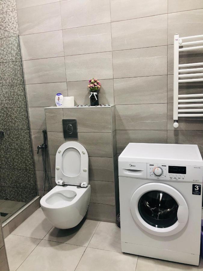 Apartamento Wellconect Kutaisi Exterior foto